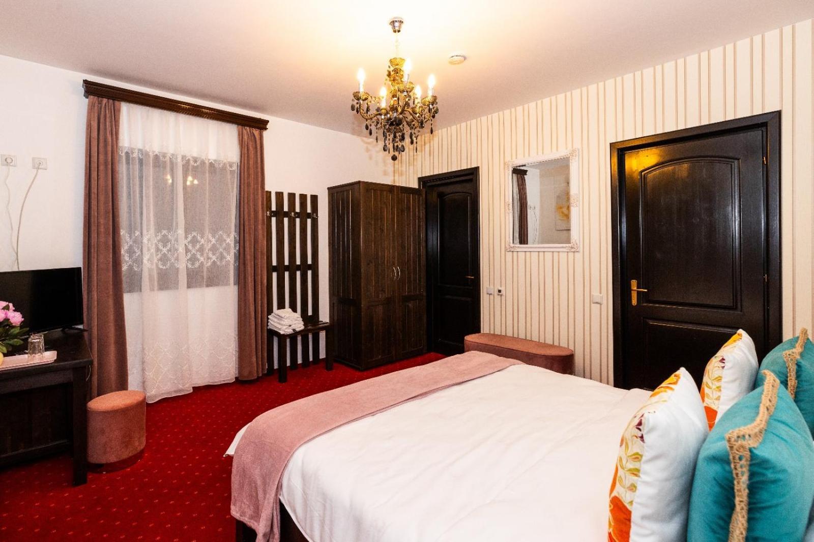 Vila Luca-Hotel Şirnea Esterno foto