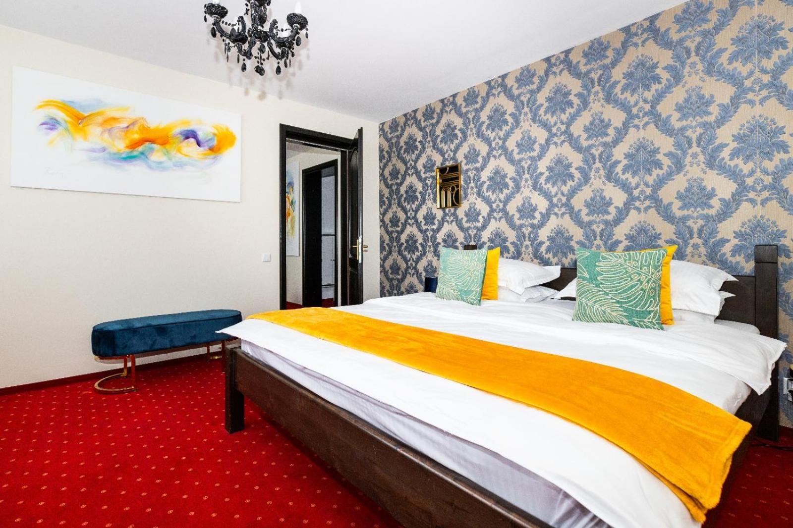 Vila Luca-Hotel Şirnea Esterno foto