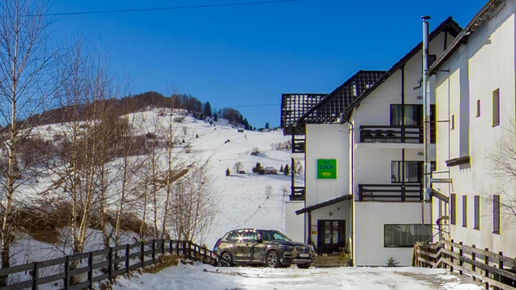 Vila Luca-Hotel Şirnea Esterno foto